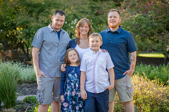 Lucy and family 2022 0092