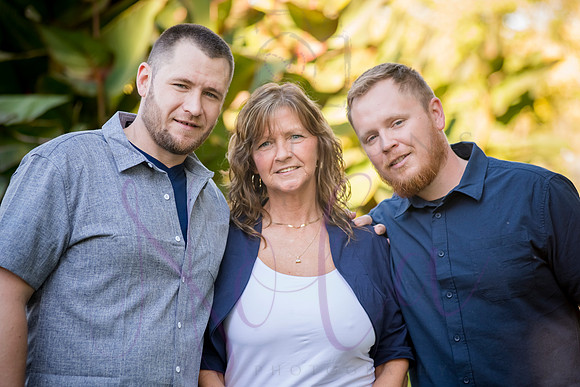 Lucy and family 2022 0185