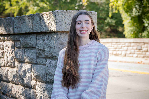 Emily Gladow 0177