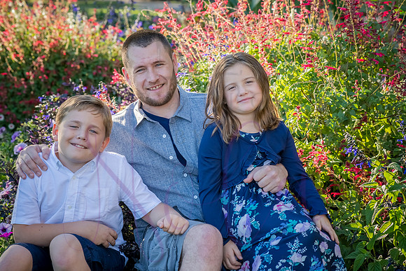 Lucy and family 2022 0280