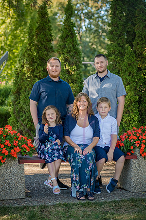 Lucy and family 2022 0024