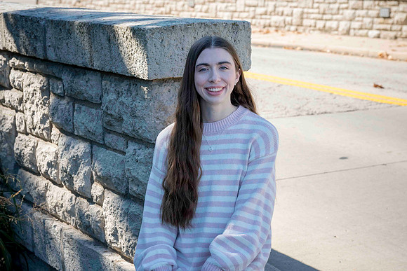 Emily Gladow 0179