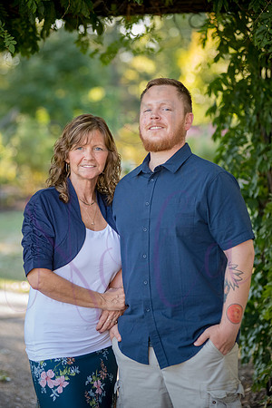 Lucy and family 2022 0247