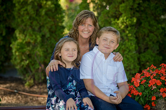 Lucy and family 2022 0015