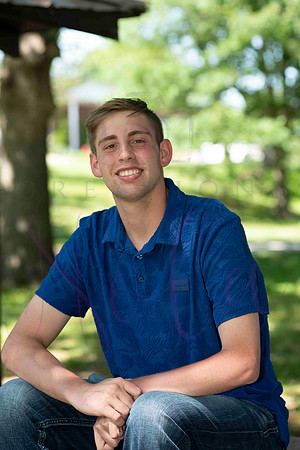Hagen senior pics 0002