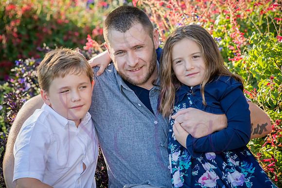 Lucy and family 2022 0287