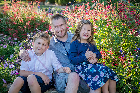 Lucy and family 2022 0272