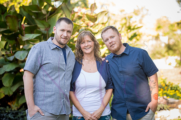 Lucy and family 2022 0183