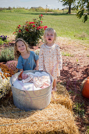 Katlin and girls 2023 0243
