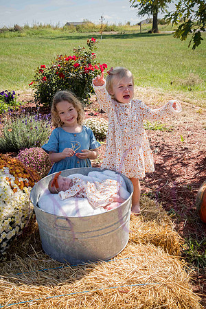 Katlin and girls 2023 0241