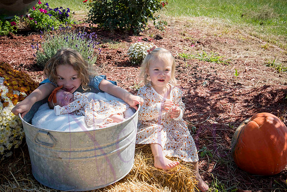 Katlin and girls 2023 0273