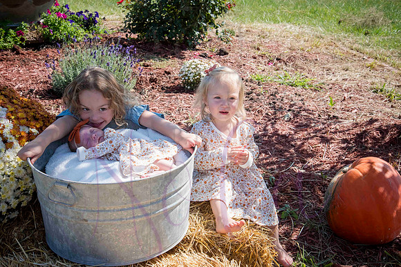 Katlin and girls 2023 0272