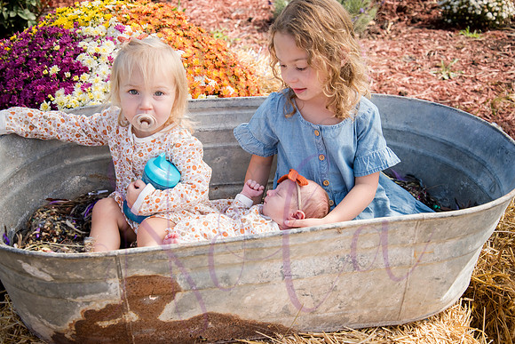Katlin and girls 2023 0199