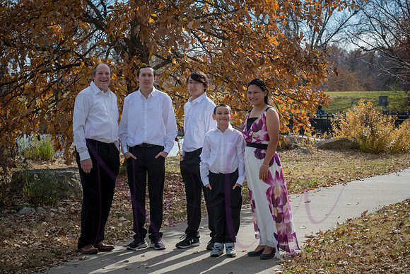 Yom and family 0121