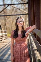 Maya senior pics 0015