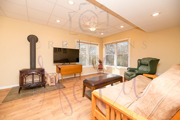 Betsy Shady Hills 0121