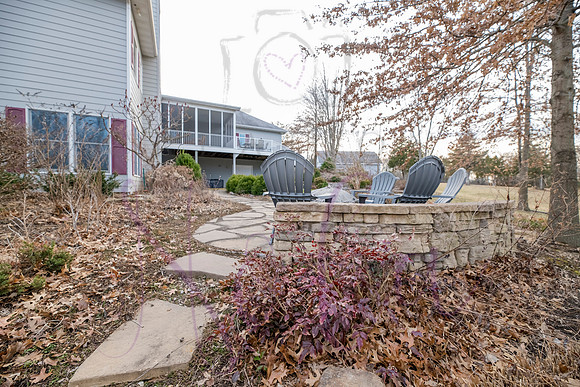 Betsy Shady Hills 0175