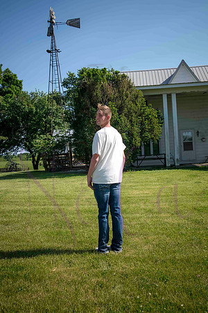 Hagen senior pics 0145