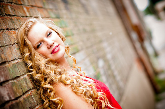 Emily-379