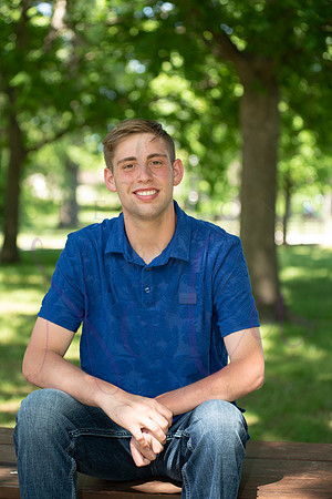 Hagen senior pics 0010