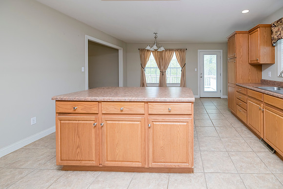 Lori 4405 Ferndale 0007