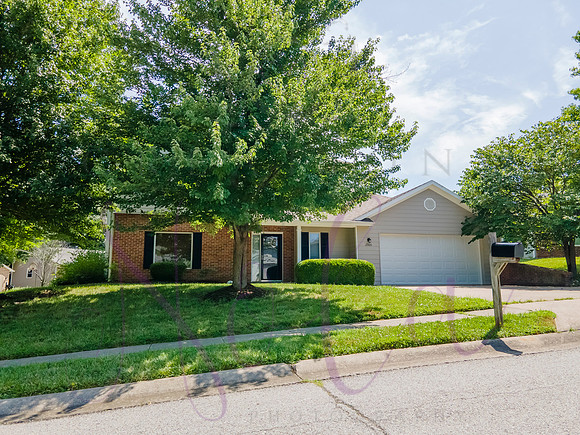 Doug 2300 Hillshire 0133