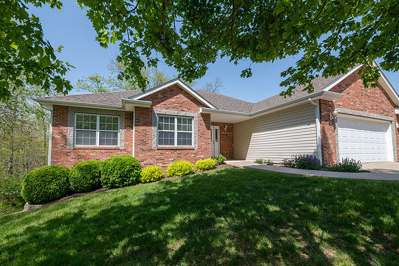 Lori 4405 Ferndale 0128