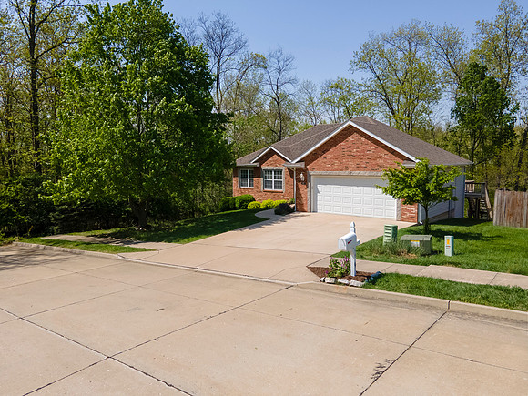 Lori 4405 Ferndale 0135
