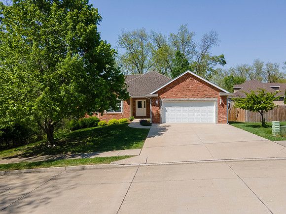 Lori 4405 Ferndale 0148