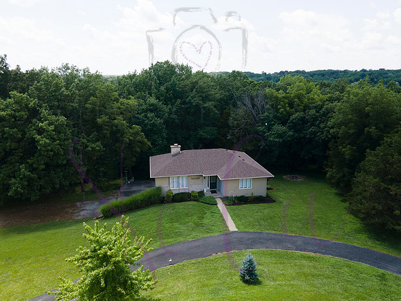 Betsy 6303 Old Village 0092