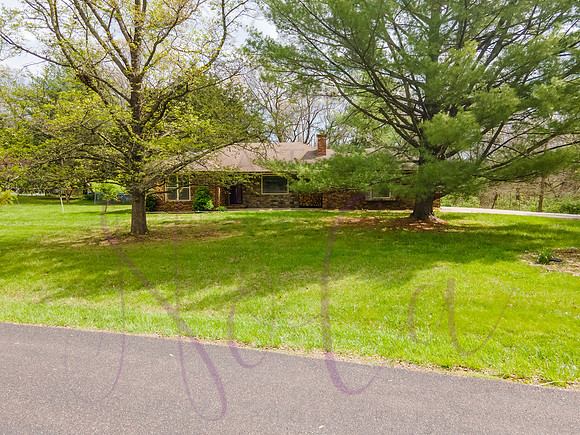 Betsy Old Village Drive 0155