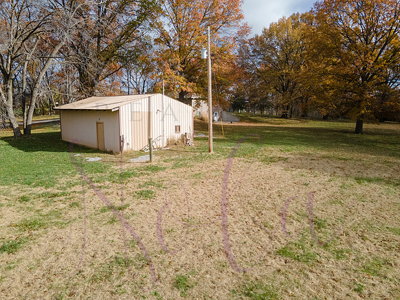 Don Emery Howard Orchard 0152