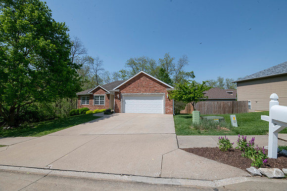 Lori 4405 Ferndale 0124