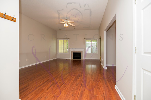Betsy 901 Norman 0025