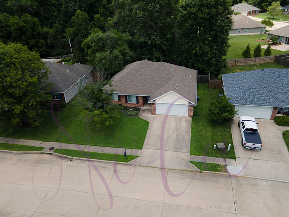 Betsy 901 Norman 0011