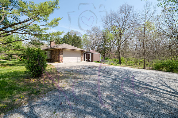 Betsy Old Village Drive 0116