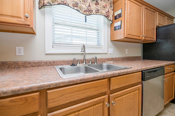 Lori 4405 Ferndale 0116