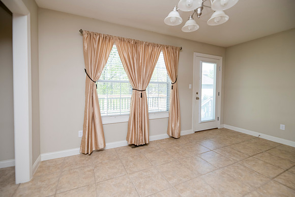 Lori 4405 Ferndale 0013
