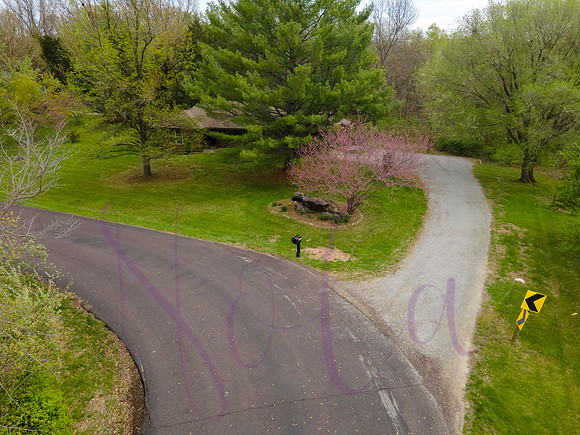 Betsy Old Village Drive 0123