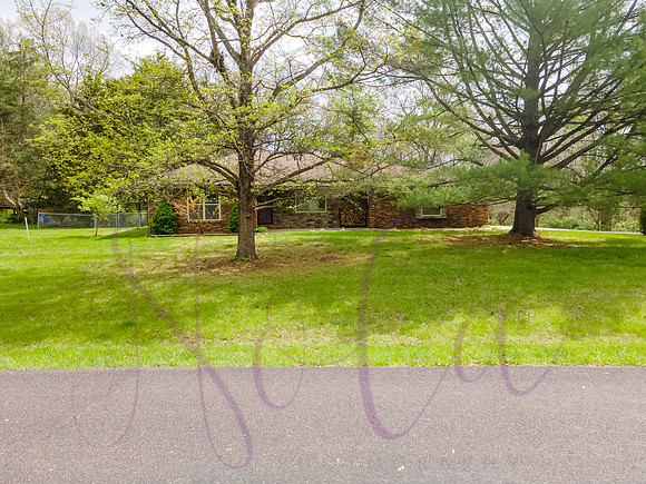 Betsy Old Village Drive 0154