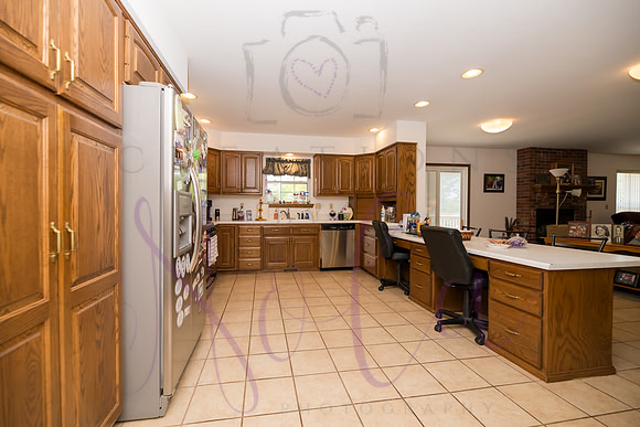 Lori Redwood Ashland 0025