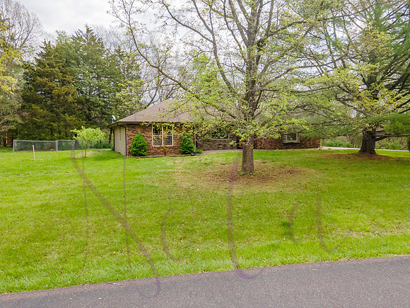 Betsy Old Village Drive 0151