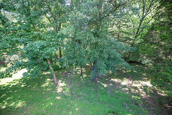 Betsy 6303 Old Village 0044